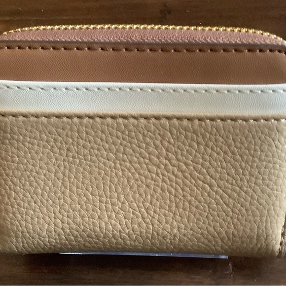 Michael kors card holder - Picture 3 of 3